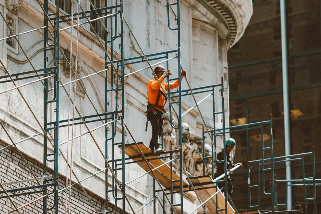 Facing structures, delays, or safety concerns, our Scaffolding Services in Bronx NY deliver solutions. scaffolding contractors Bronx NY handle scaffold installation, rental, erection, and removal for commercial, residential, and construction projects, ensuring safe scaffolding services in Bronx NY every time.